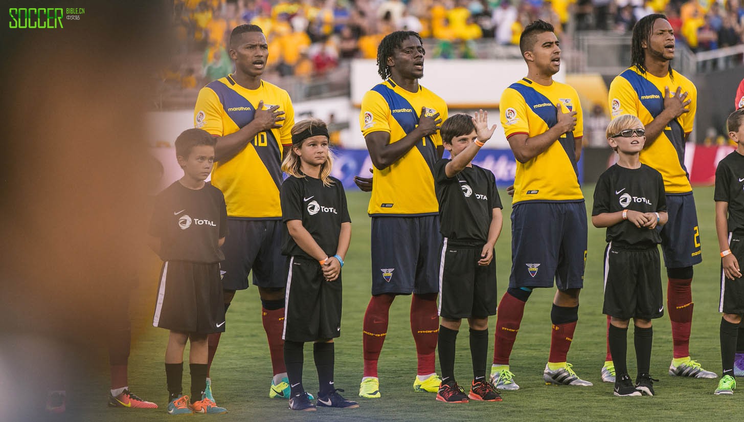 framed-brazil-ecuador_0010_33