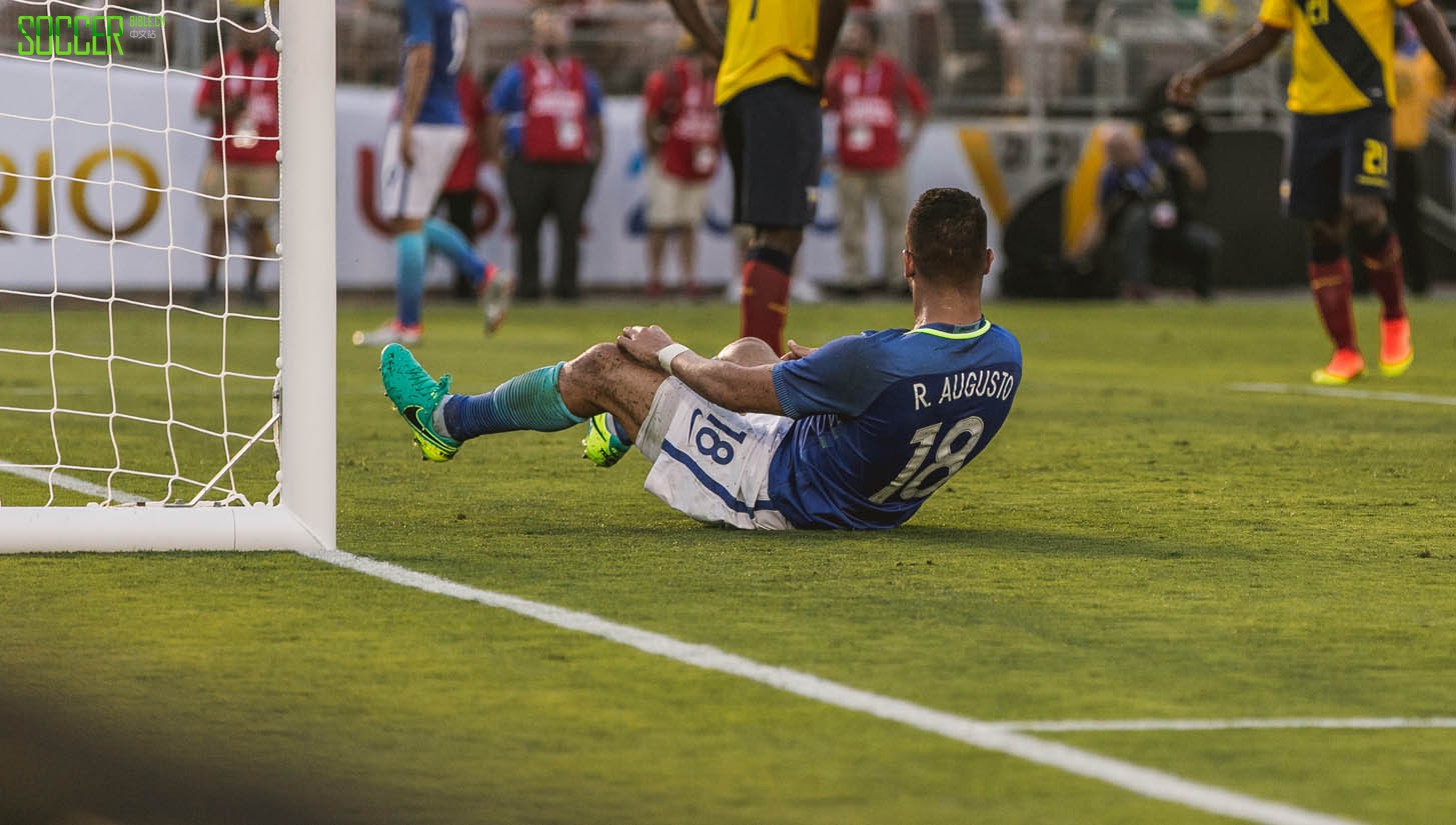 framed-brazil-ecuador_0015_28