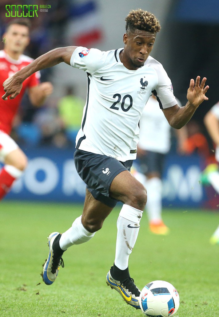 Kingsley Coman (France) Nike MERCURIAL SUPERFLY HERITAGE ID