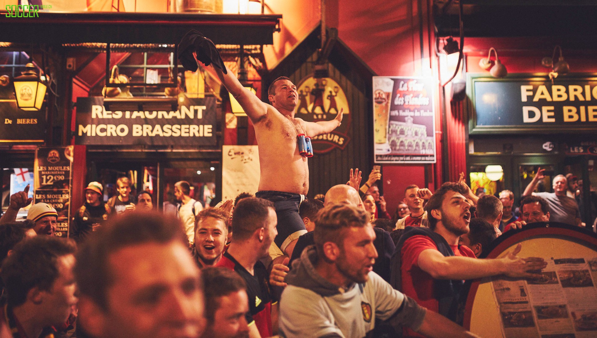 wales-fans-sb_0034_wales-fans-34