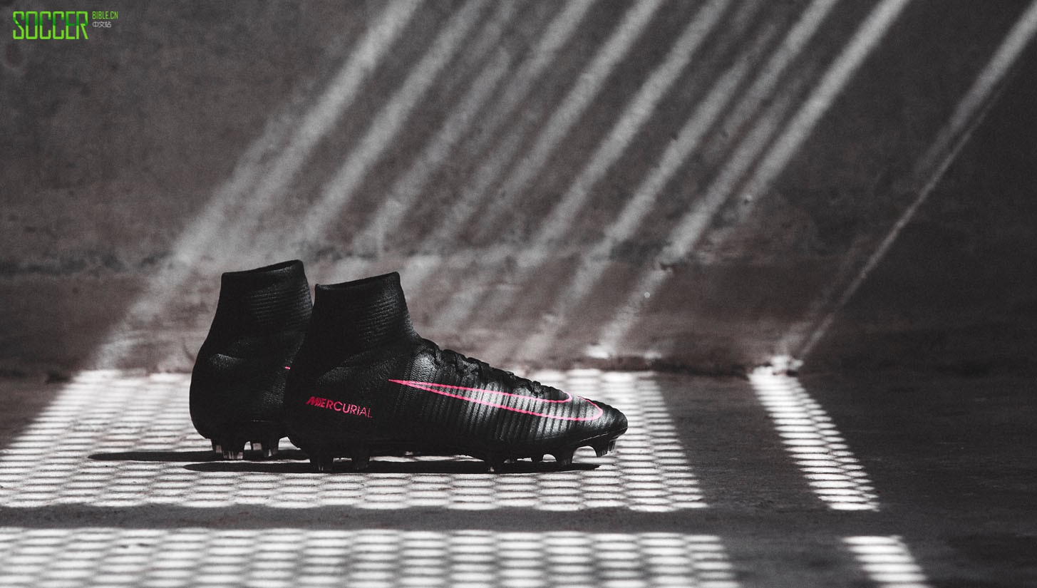 pitch-dark-nike-closer-look-img8