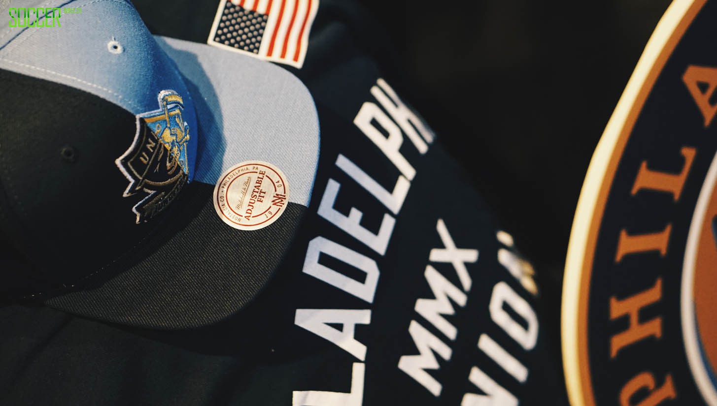 mitchell-and-ness-soccerbible_0016_img_2680