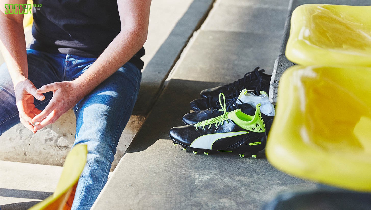 puma-evotouch-soccerbible_0011_puma-72
