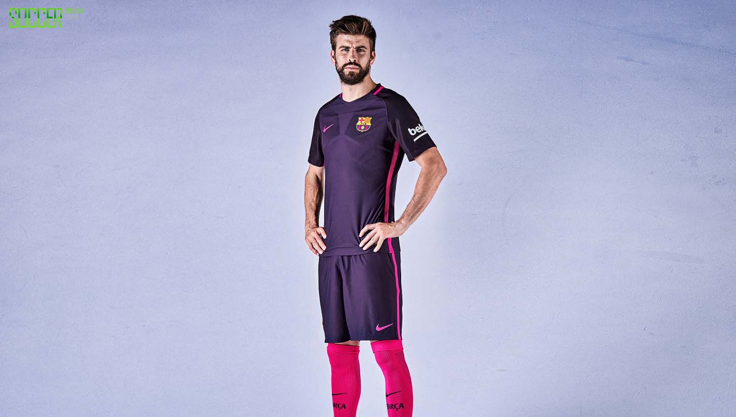 barca-away-16-17-img5