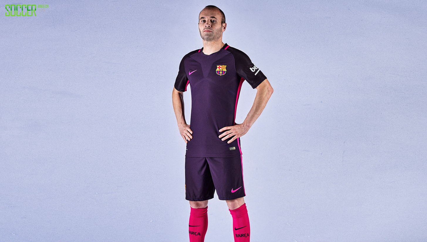 barca-away-16-17-img2