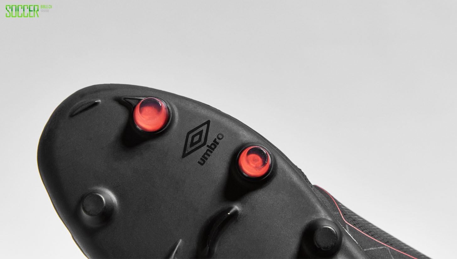 umbro-velocita-blk-img9