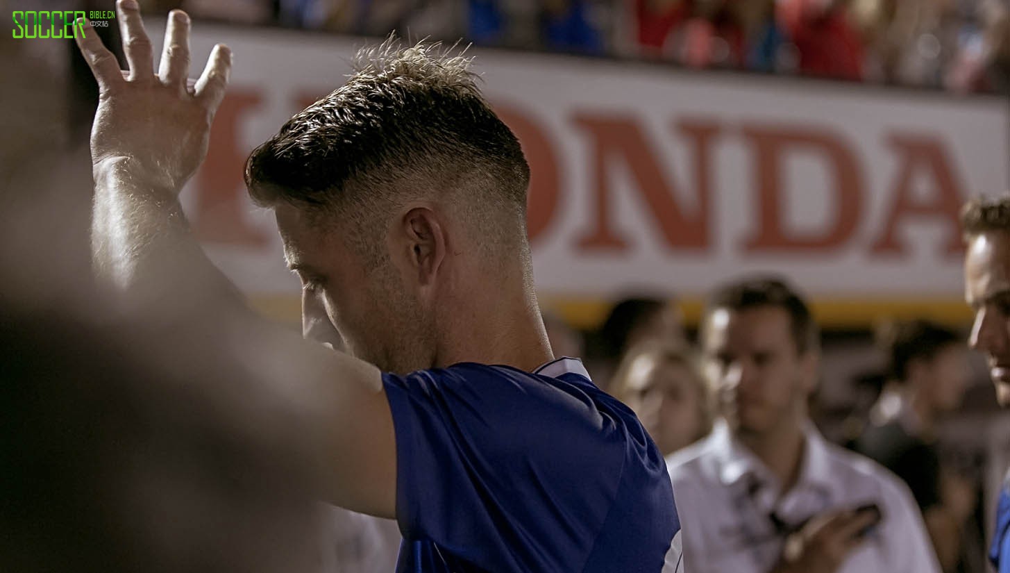 chelsea-liverpool-framed_0000_1e4a4698