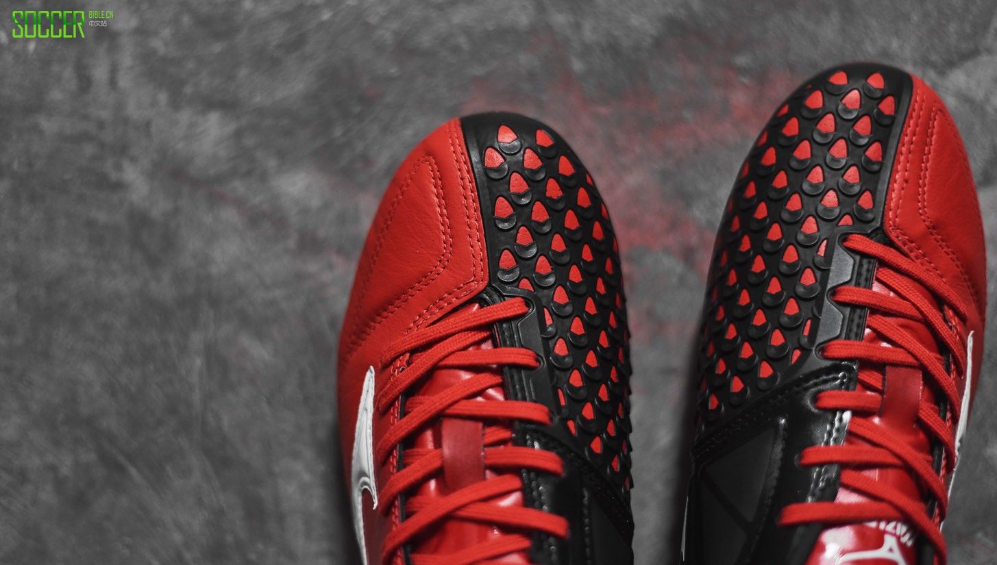 mizuno-red-ignitus-3-img7