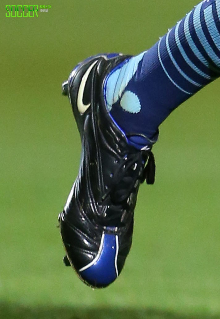 Sido Jombati (Wycombe) Nike Match Mercurial