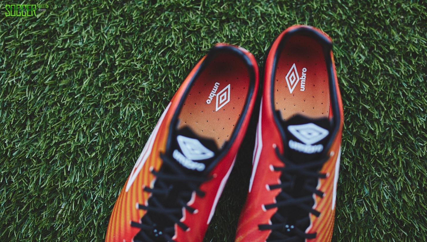 umbro-velocita-ii-red-img7
