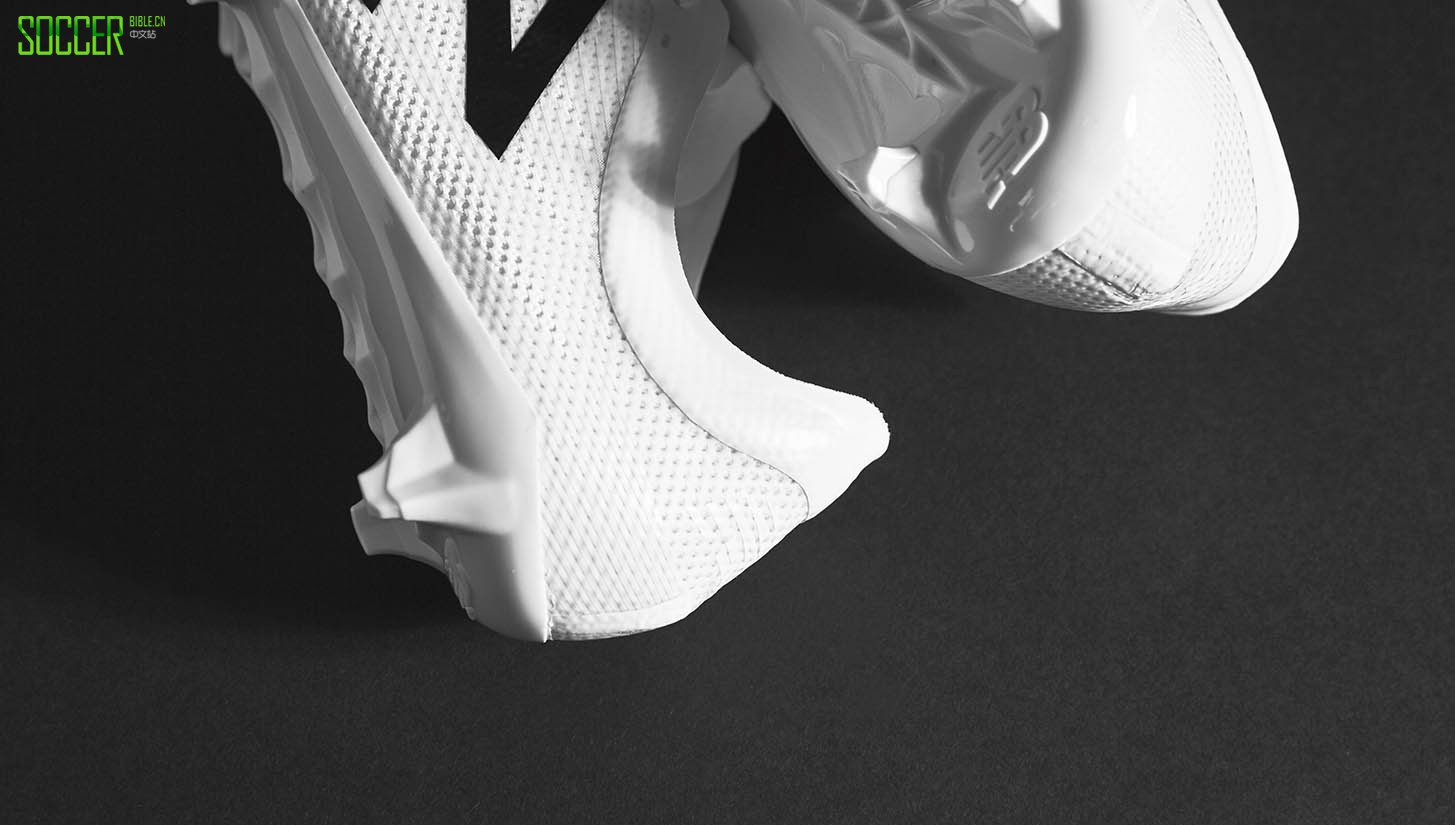 nb-furon-2-white_0028_nb-bw-11
