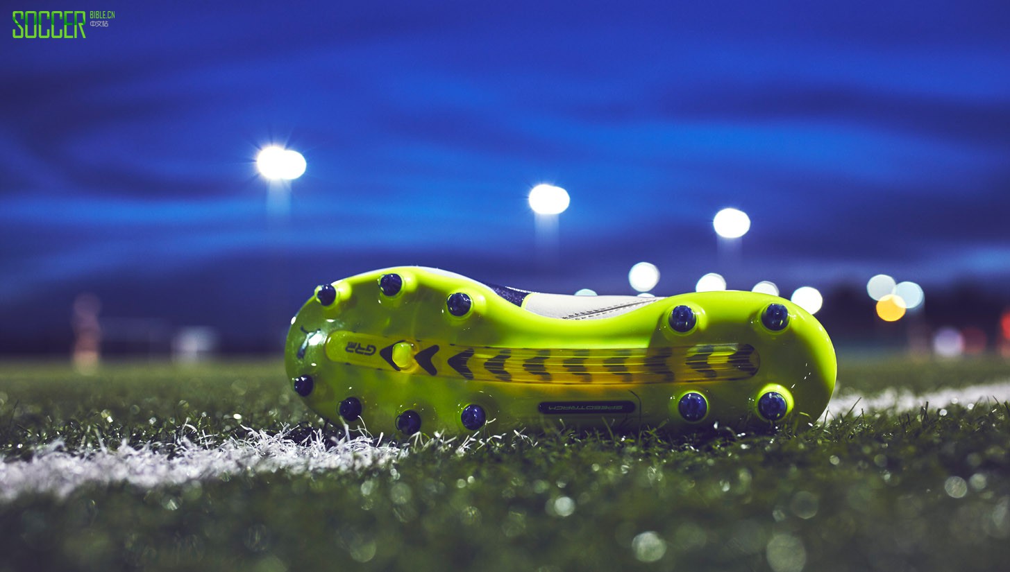 evotouch-white-volt-img2