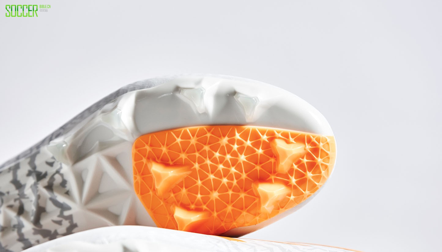 nb-furon-apex_0006_nb-furon-apex-13