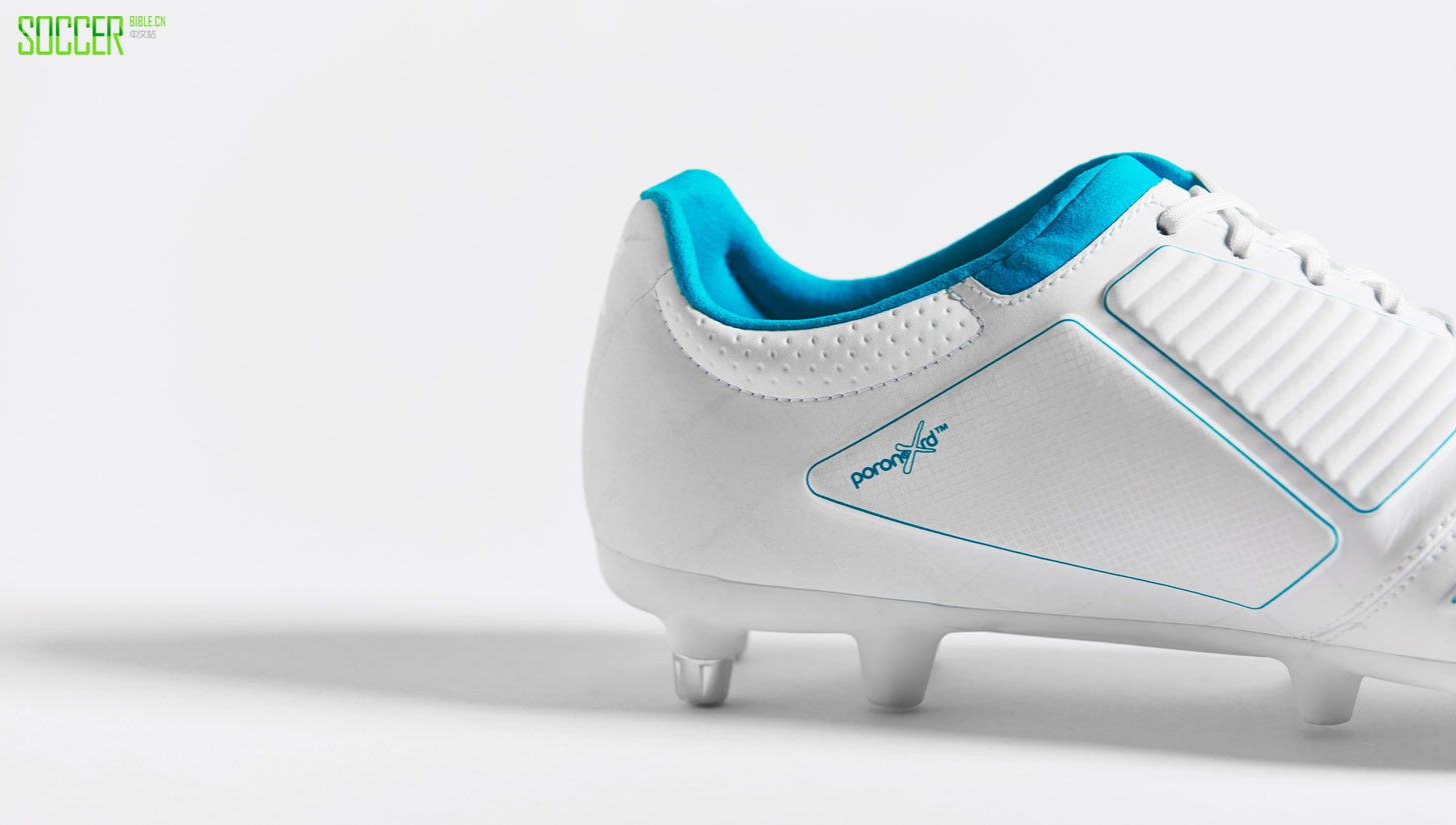 umbro-accuro-white-blue-img10