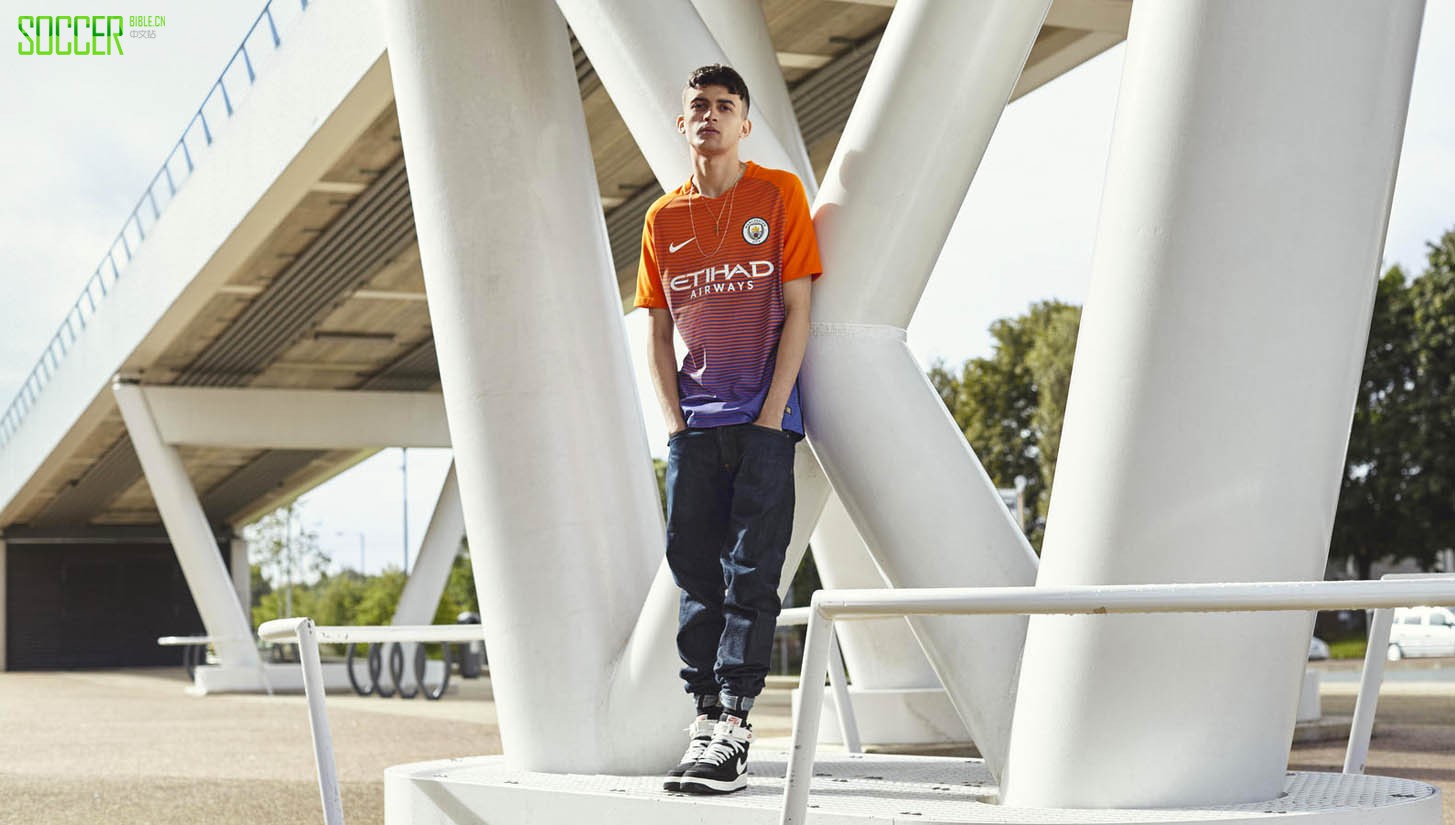 man-city-3rd_0003_layer-12