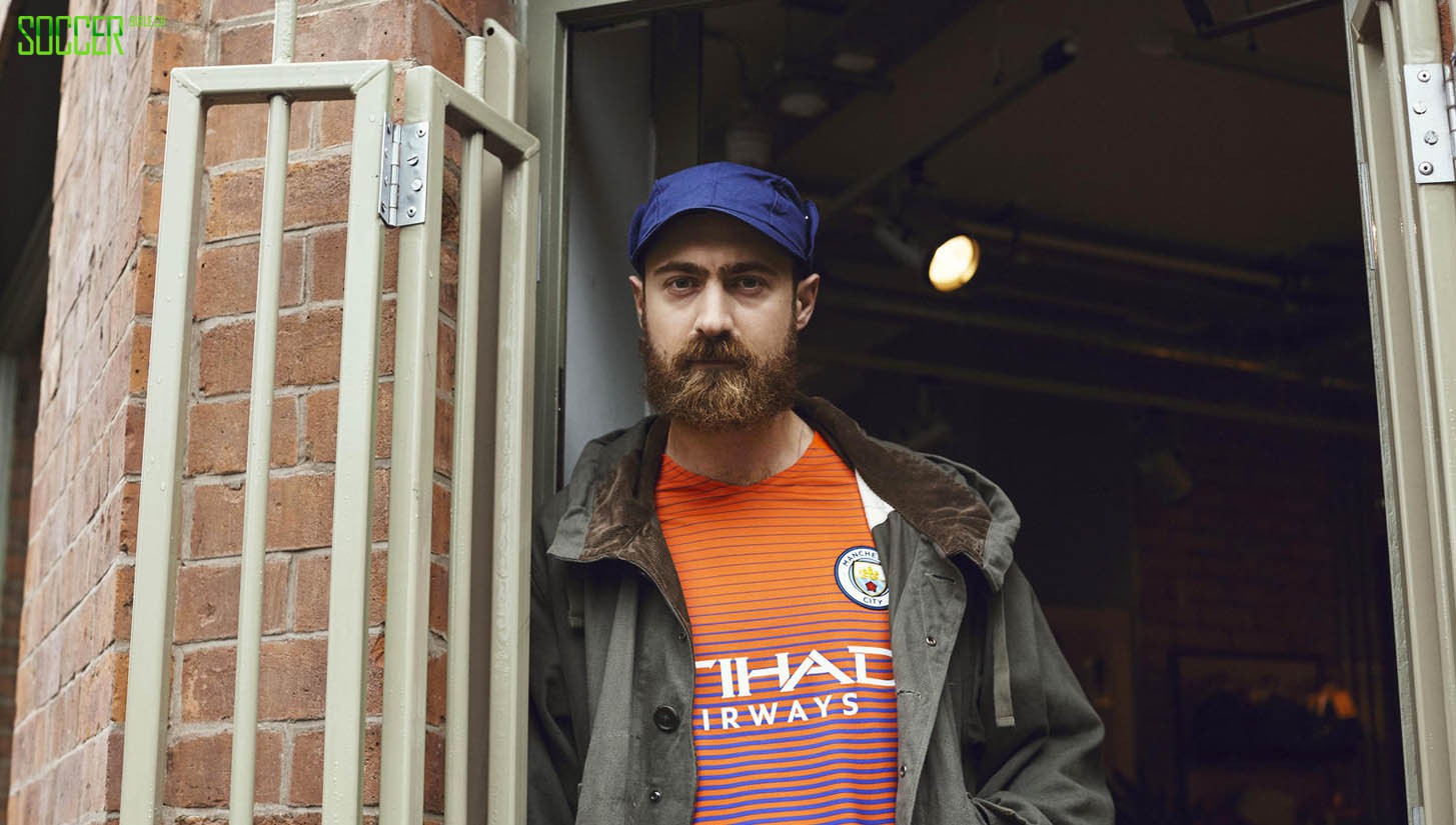 man-city-3rd_0005_layer-10