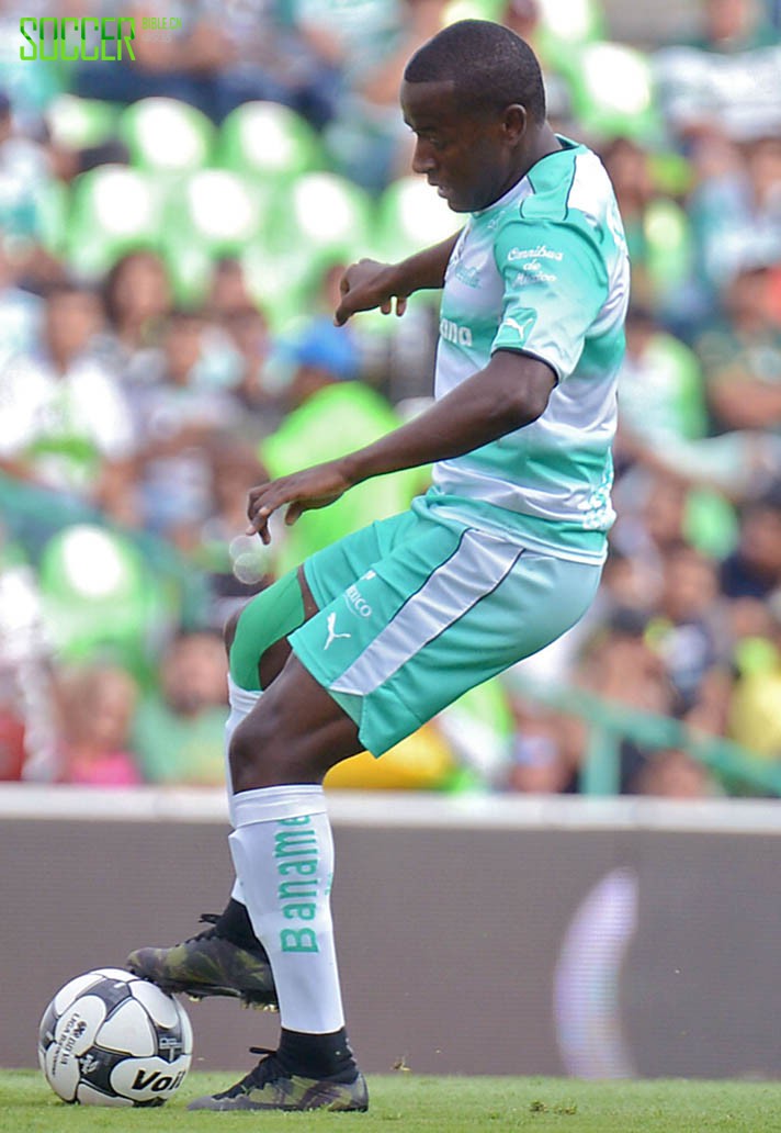 Mauricio Cuero (Santos) Nike Mercurial Superfly IV