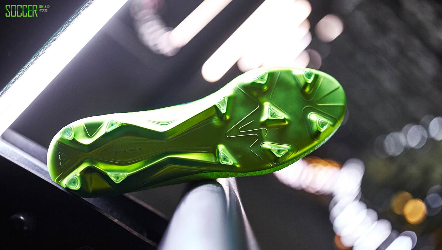 space-dust-closer-look-img8