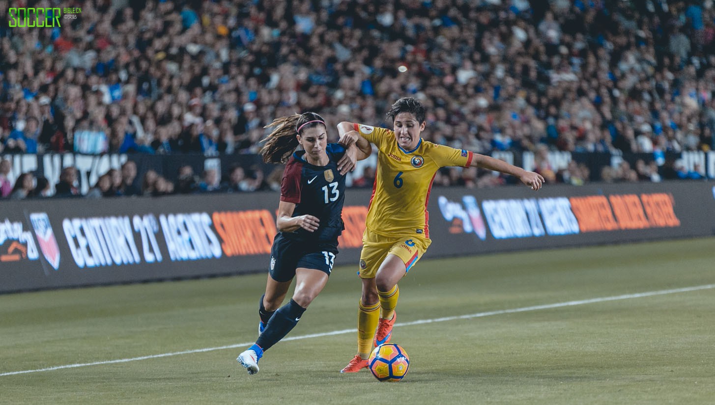 uswnt-v-romania-framed_0008_1e4a0797