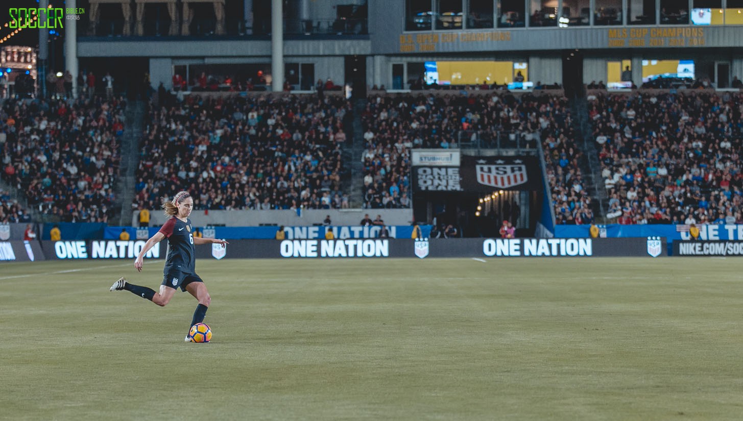 uswnt-v-romania-framed_0012_1e4a0653