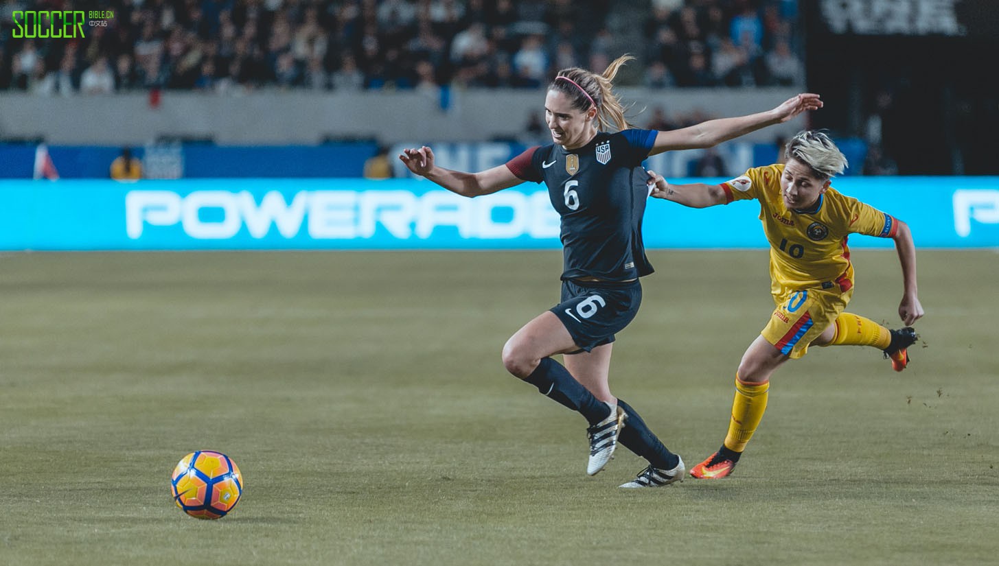 uswnt-v-romania-framed_0013_1e4a0644