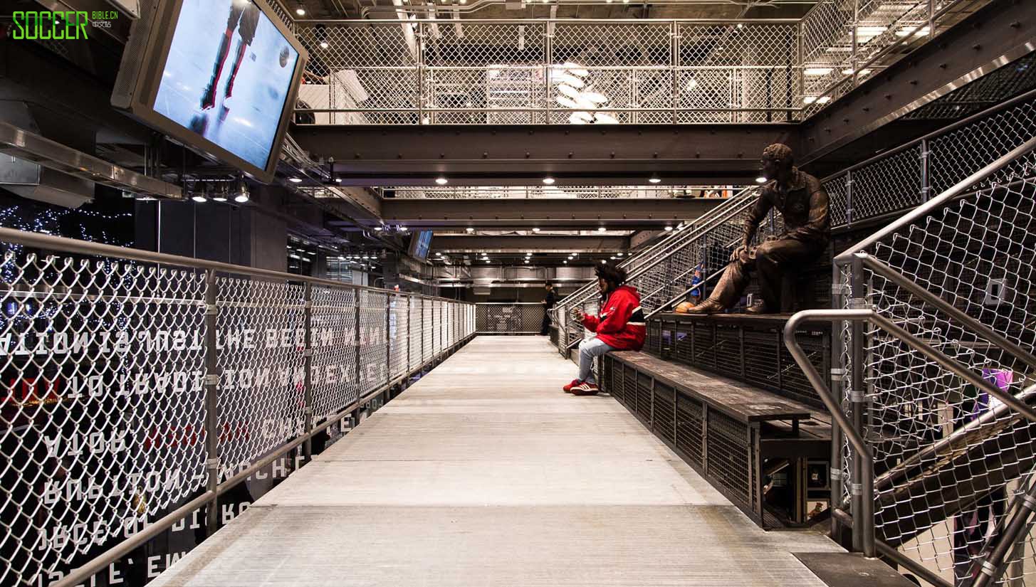 nyc-adidas-store-img4