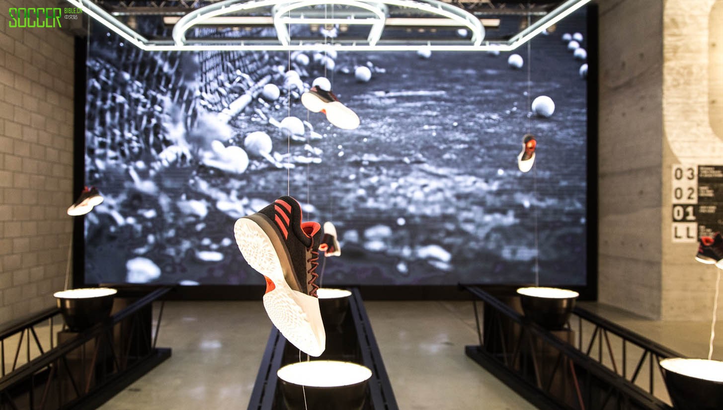 nyc-adidas-store-img1