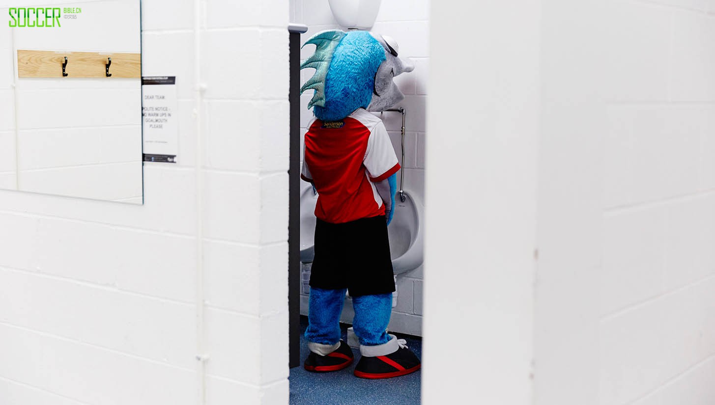 capeless-crusaders-fleetwood_0009_the-cod-15