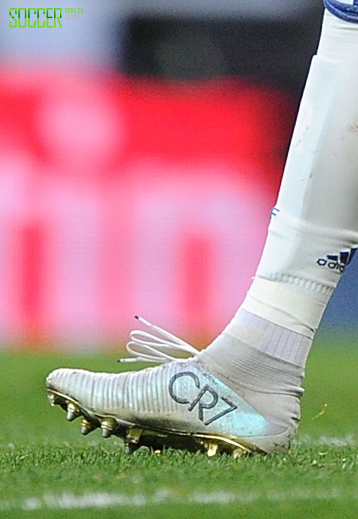 Cristiano Ronaldo (Real Madrid) Nike Mercurial Superfly CR7 Vitorias