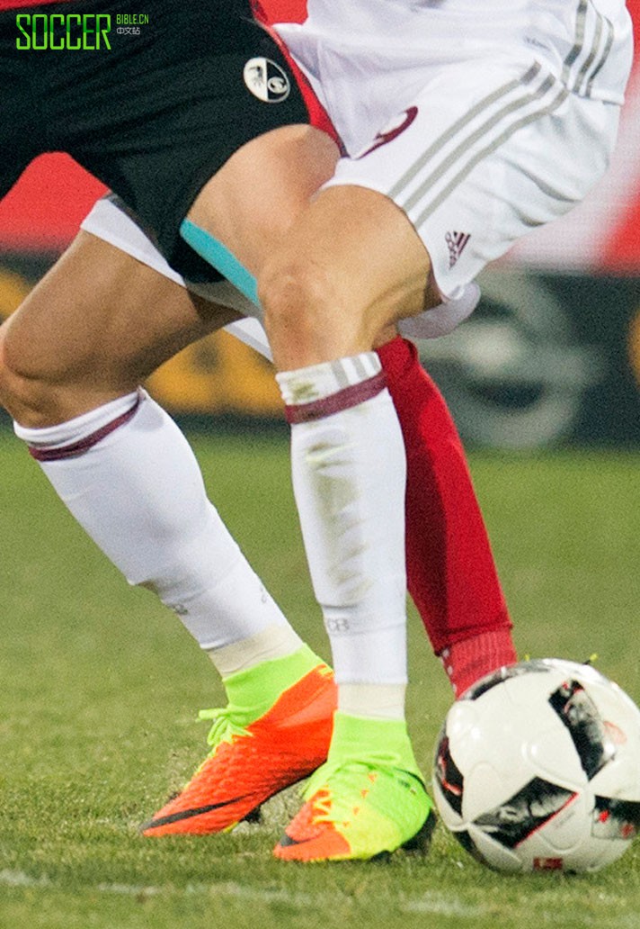 Robert Lewandowski (Bayern Munich) Nike Hypervenom Phantom 3 DF