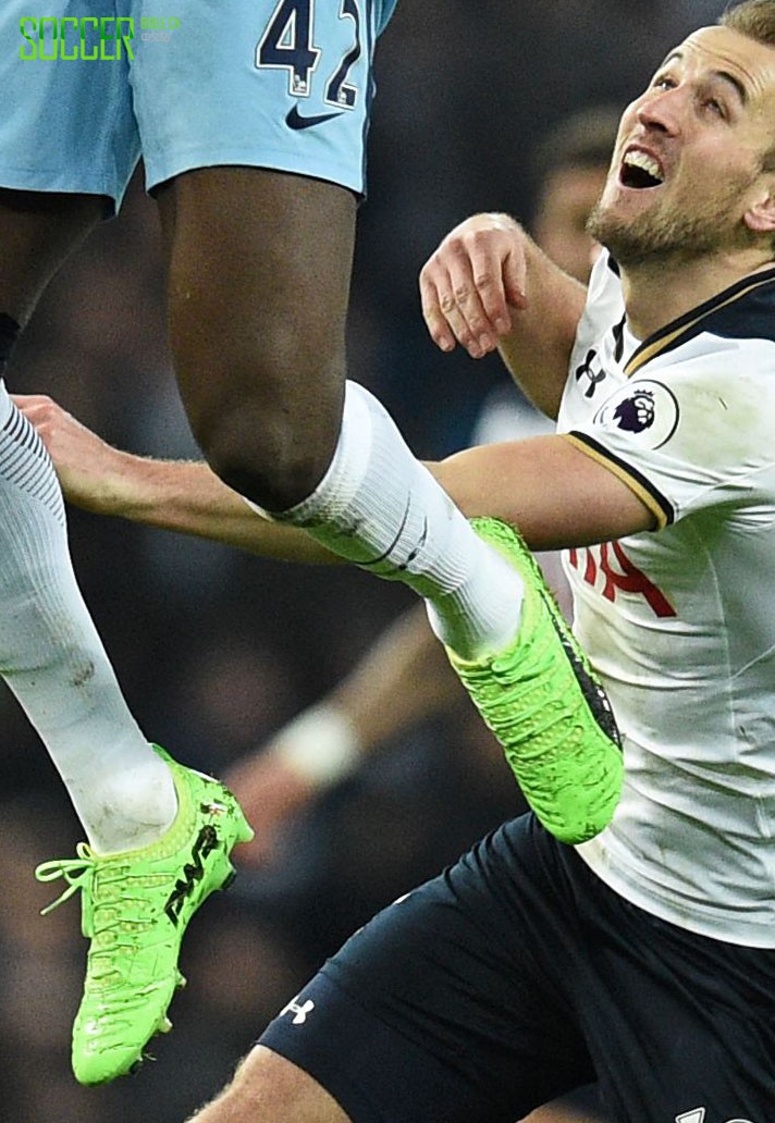 Yaya Toure (Manchester City) Puma evoPOWER Vigor 1