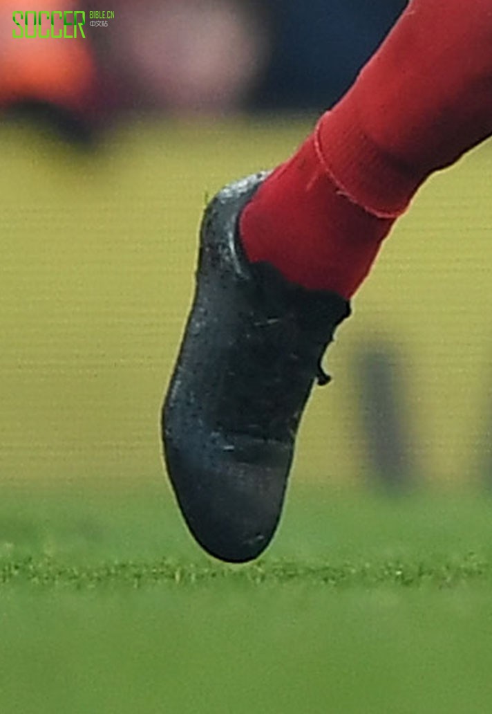 Granit Xhaka (Arsenal) Under Armour Clutchfit 3.0 3D