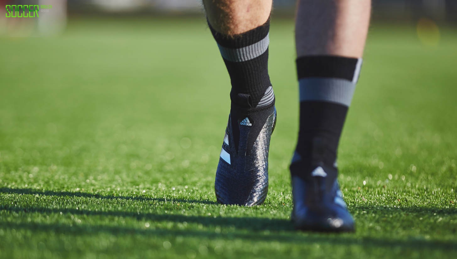 purecontrol-ace-17-laced-up-img11