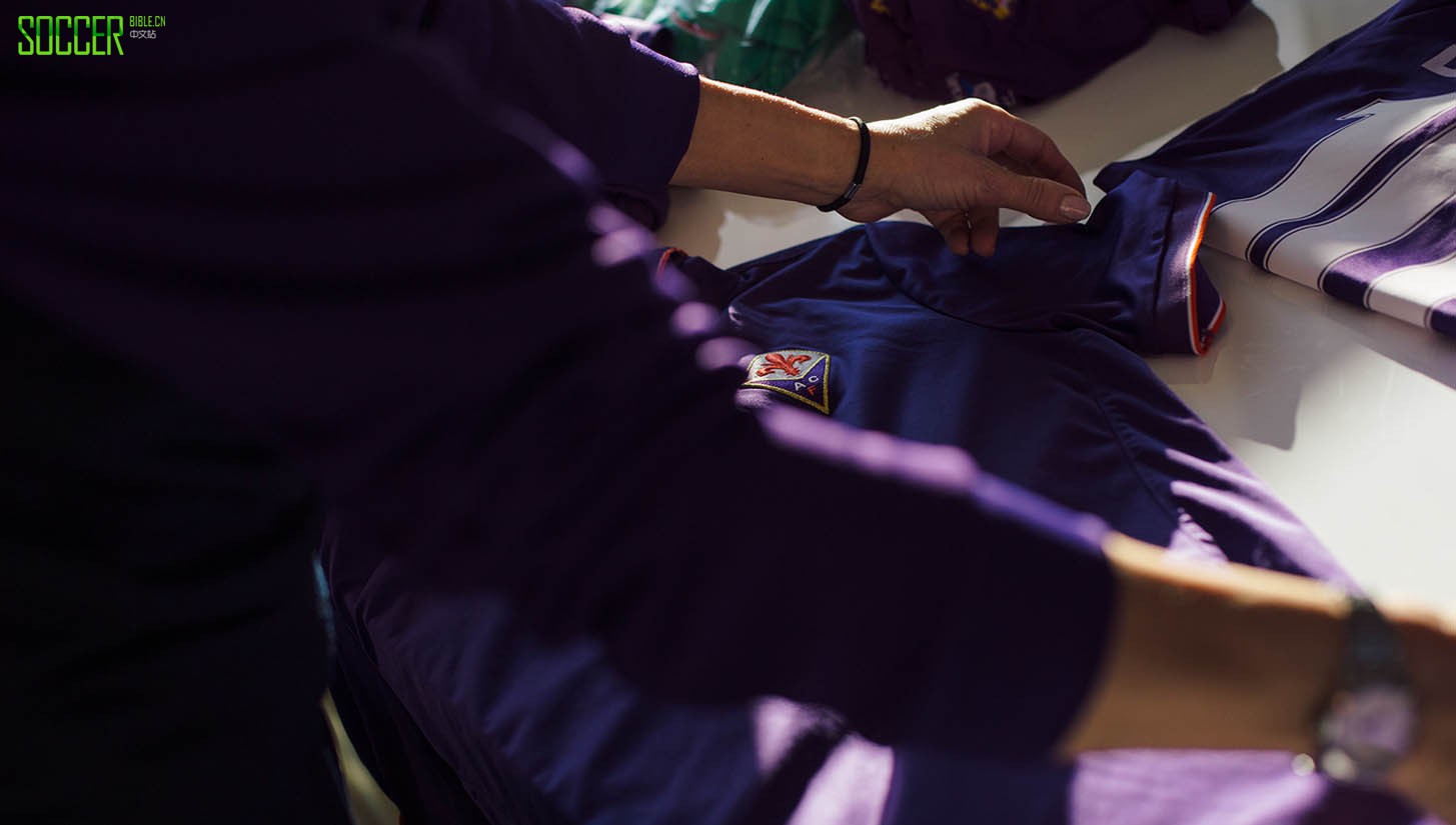 fiorentina-women-by-scott-dukes_0026_layer-1