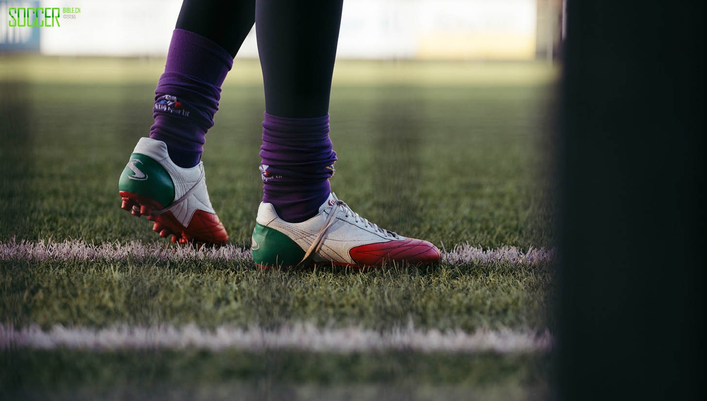 fiorentina-women-by-scott-dukes_0013_layer-14