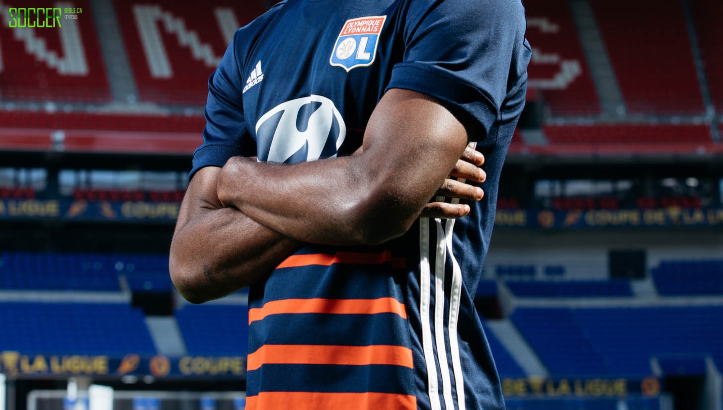 lyon-kit_0003_ol-%E6%9D%B1ifou-7928