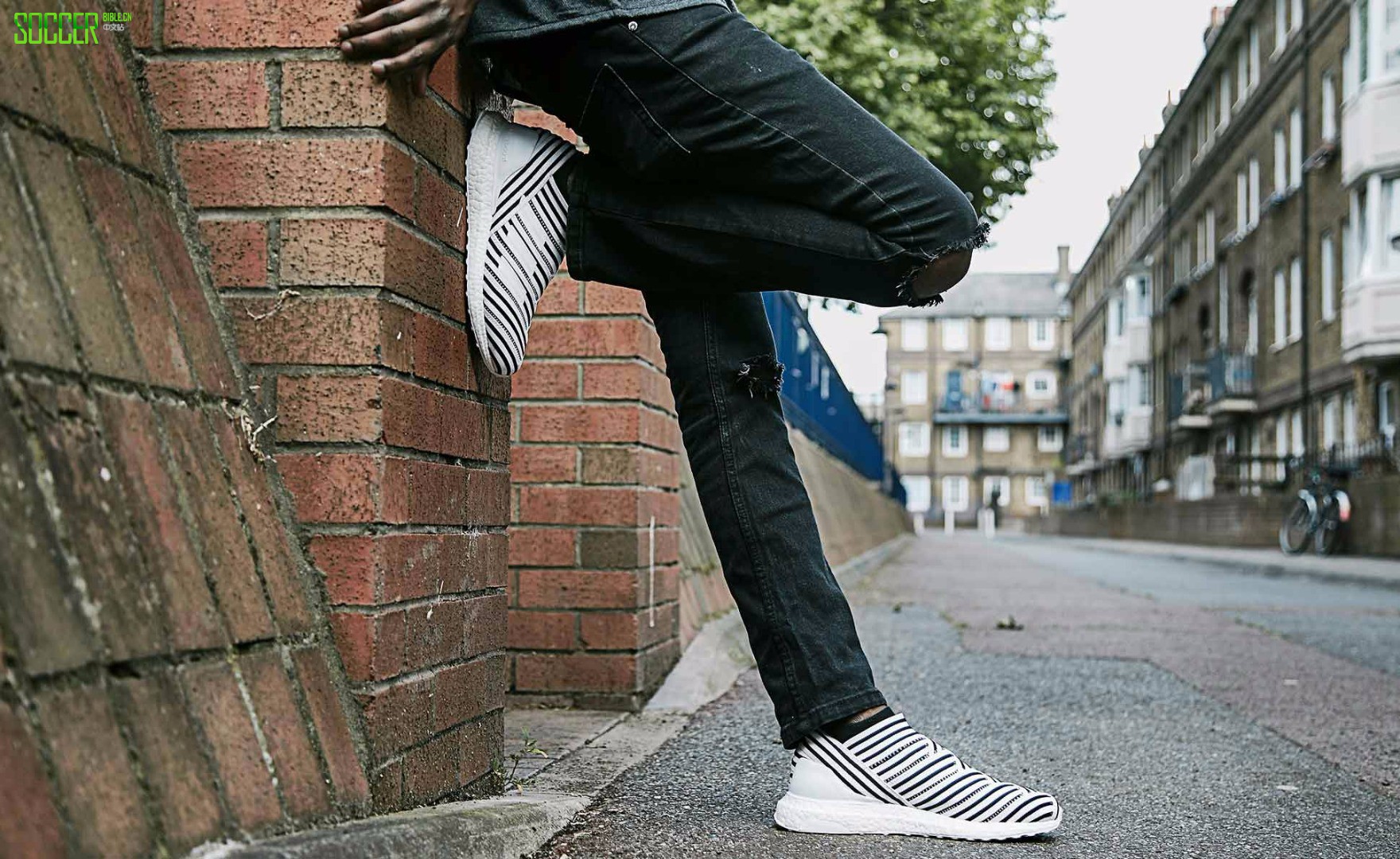 adidas Nemeziz 17+ UltraBOOST ɳϵ