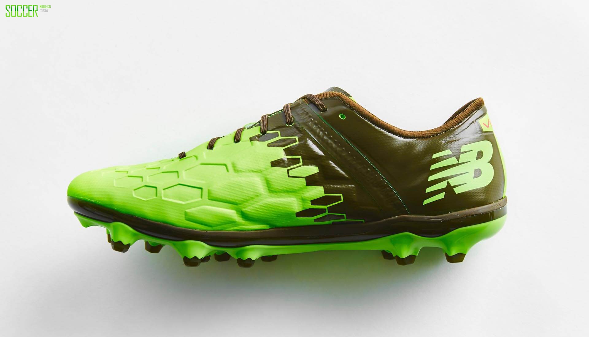 new-balance-visaro-2-boots-6