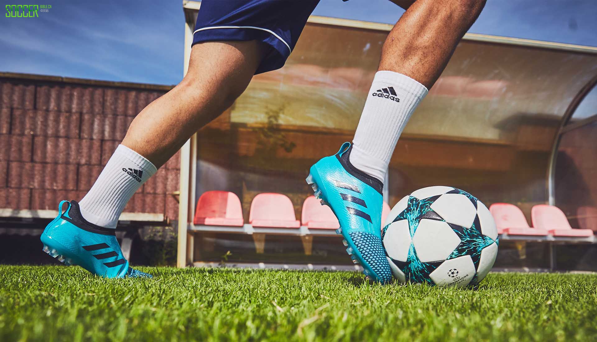 glitch-fluid-blue-1-min