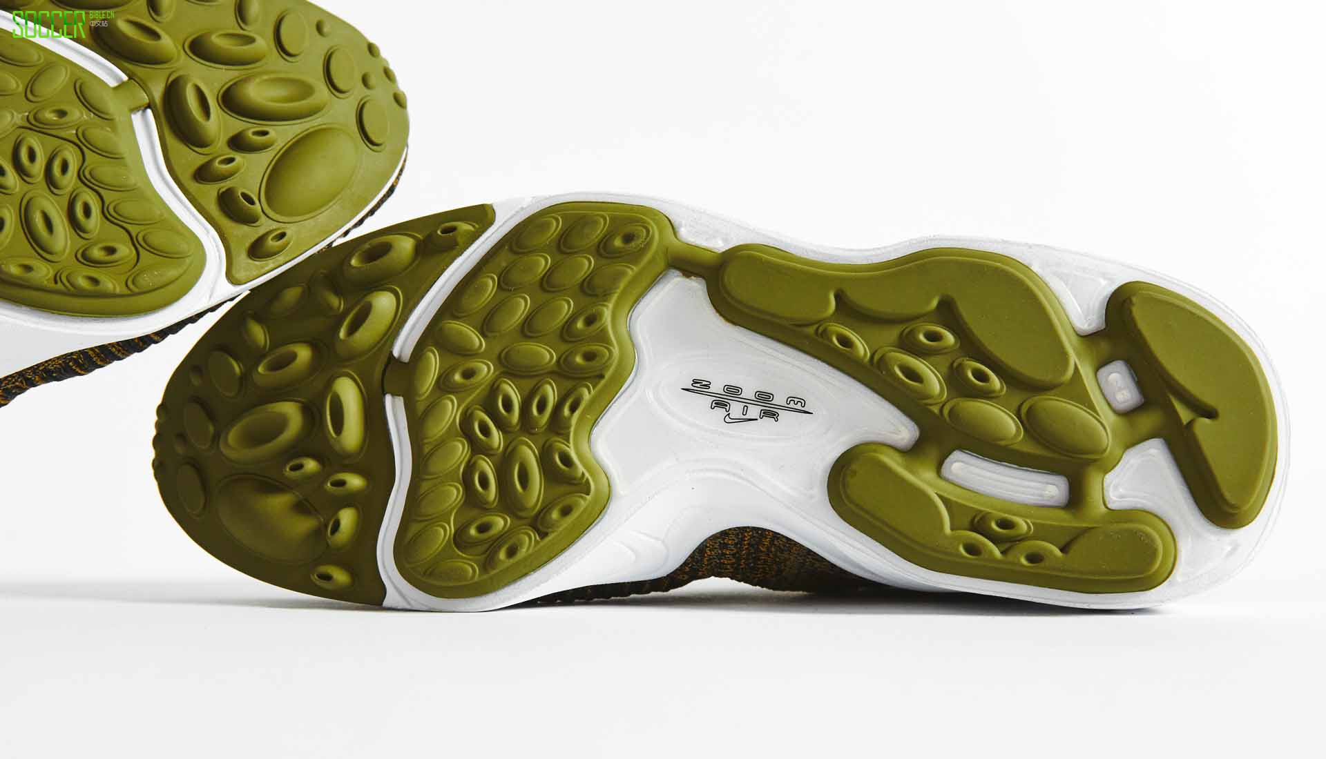 nike-mercurial-zoom-flyknit-13-min