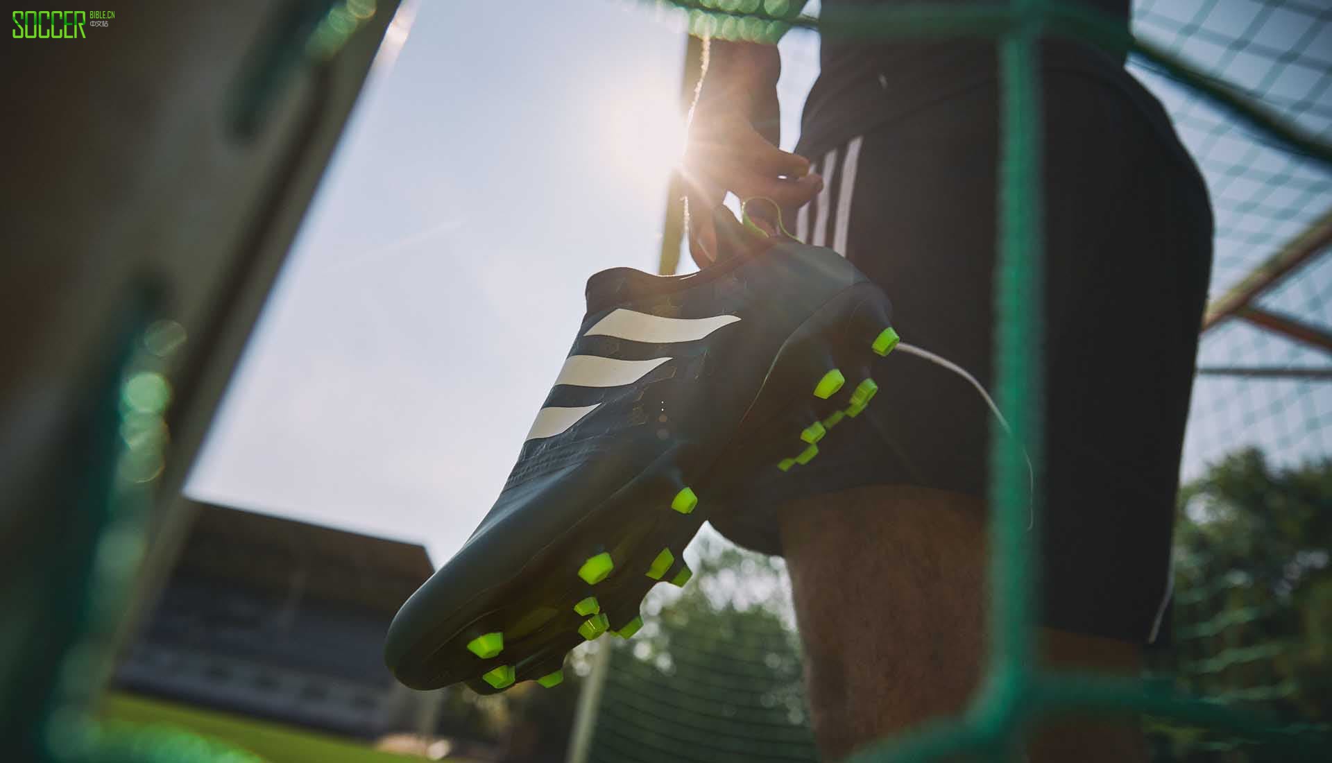 adidas 发布 Glitch