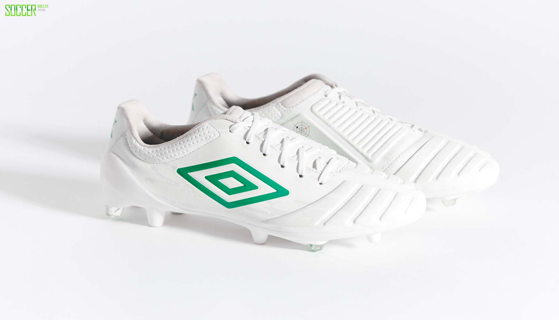 umbro-white-8-min