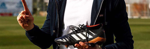 չʾԱ氢ϴ˹Predator 18ƤЬ