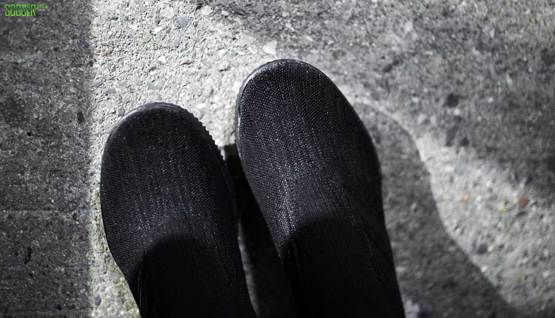 2-adidas-predator-18-tango-ultraboost-min