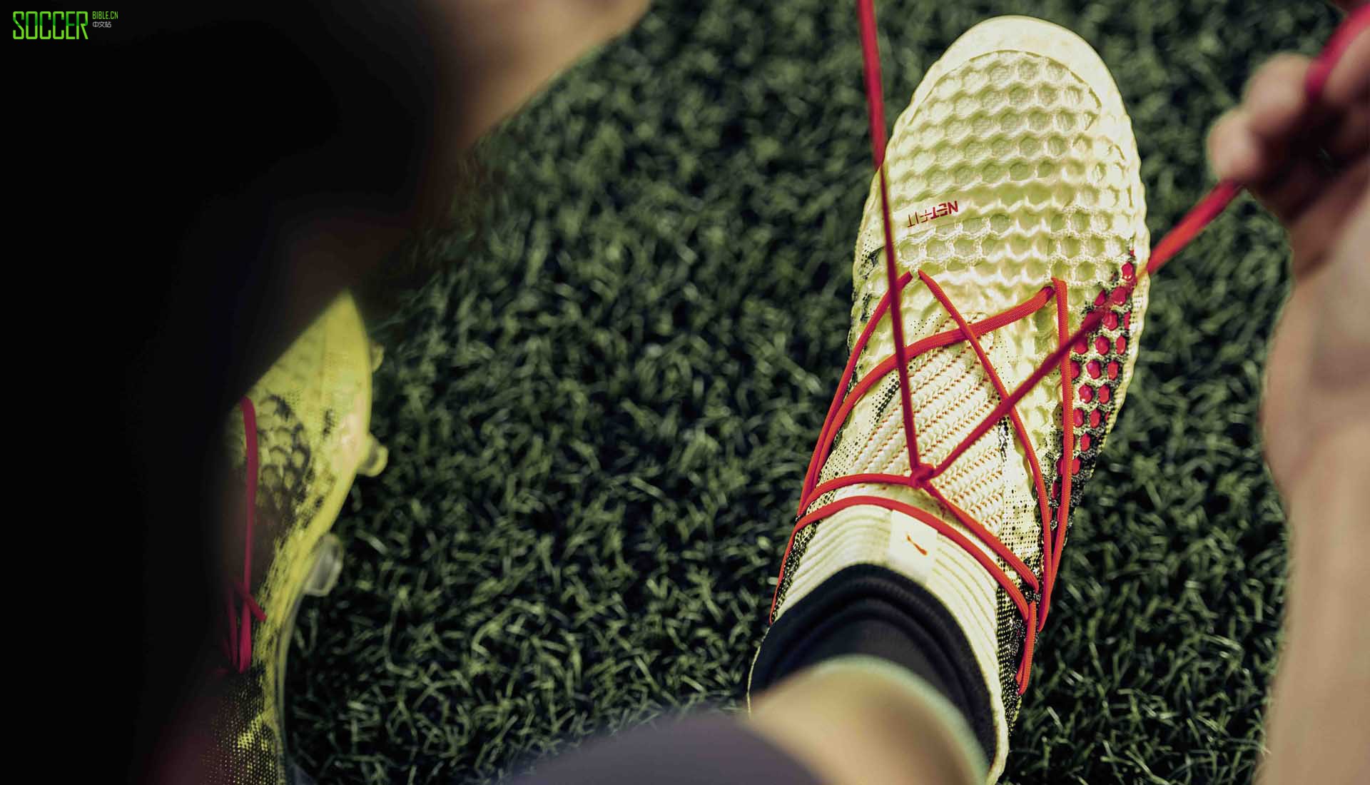 ׷ɫ PUMAƳFuture 18.1 NetFit׷ɫ