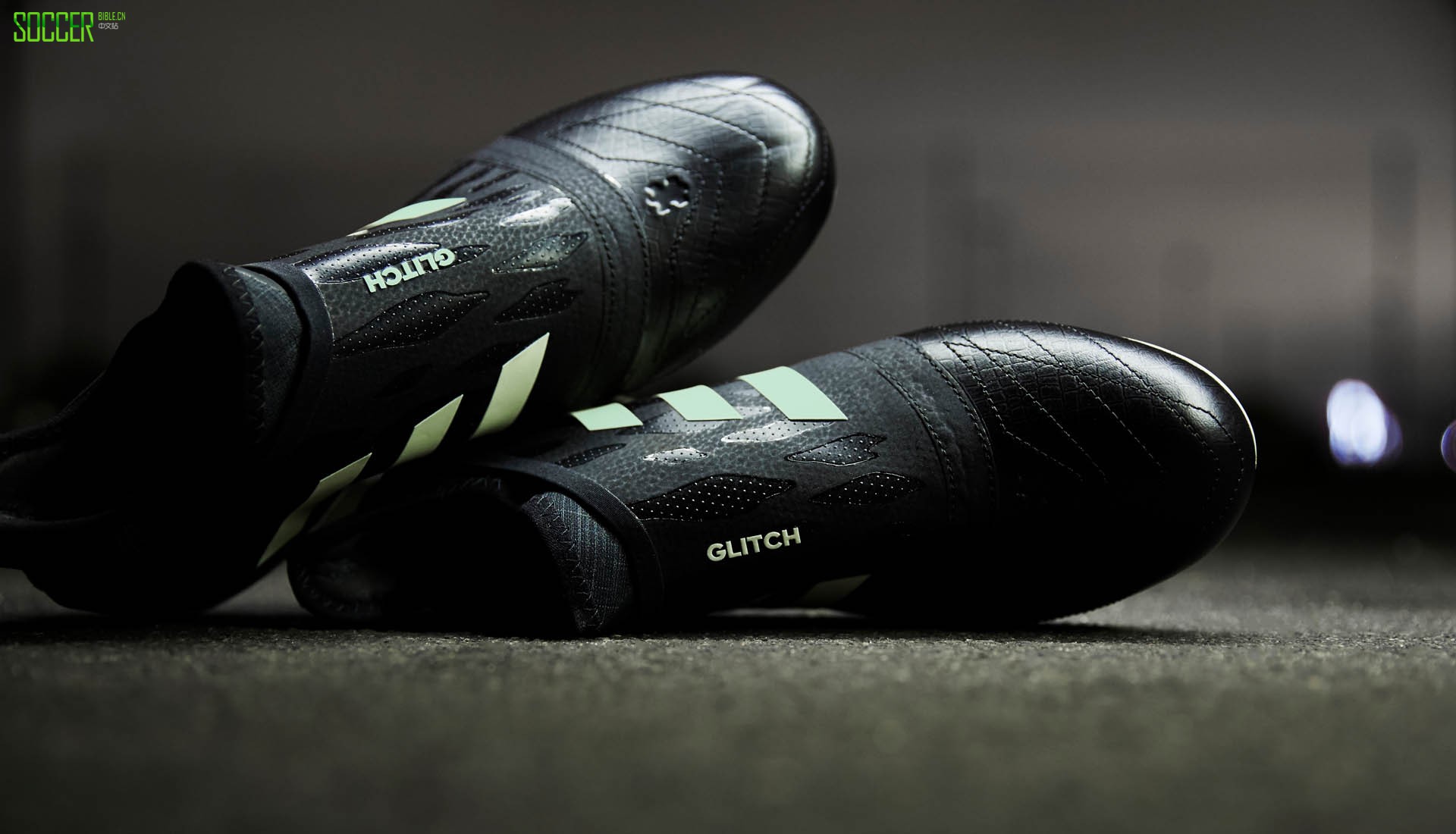 adidas-glitch-glow-black-4