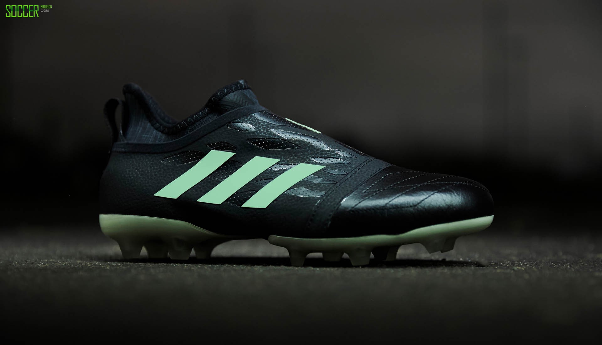 adidas-glitch-glow-black-7