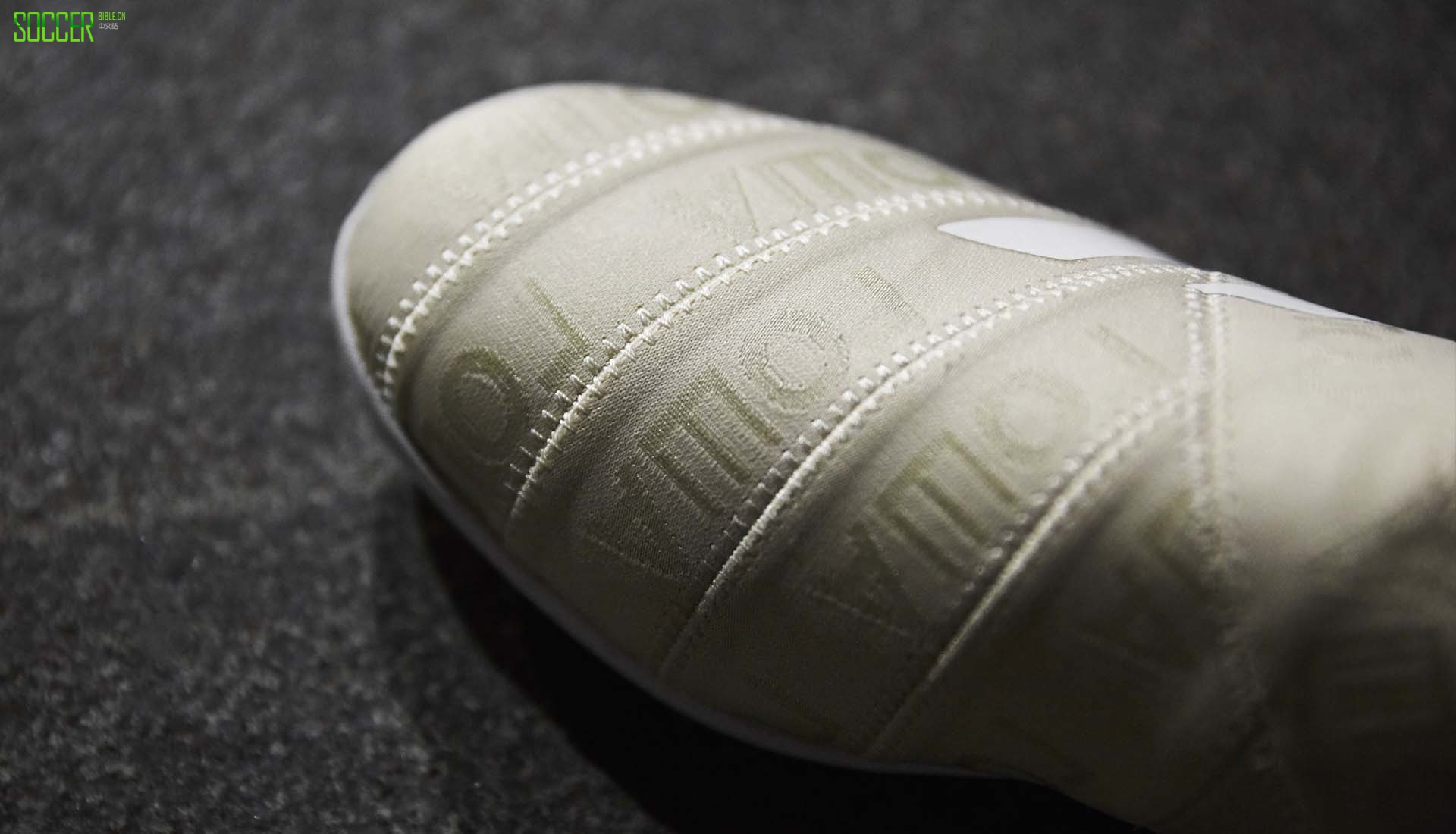 6-gosha-rubchinskiy-adidas-nemeziz