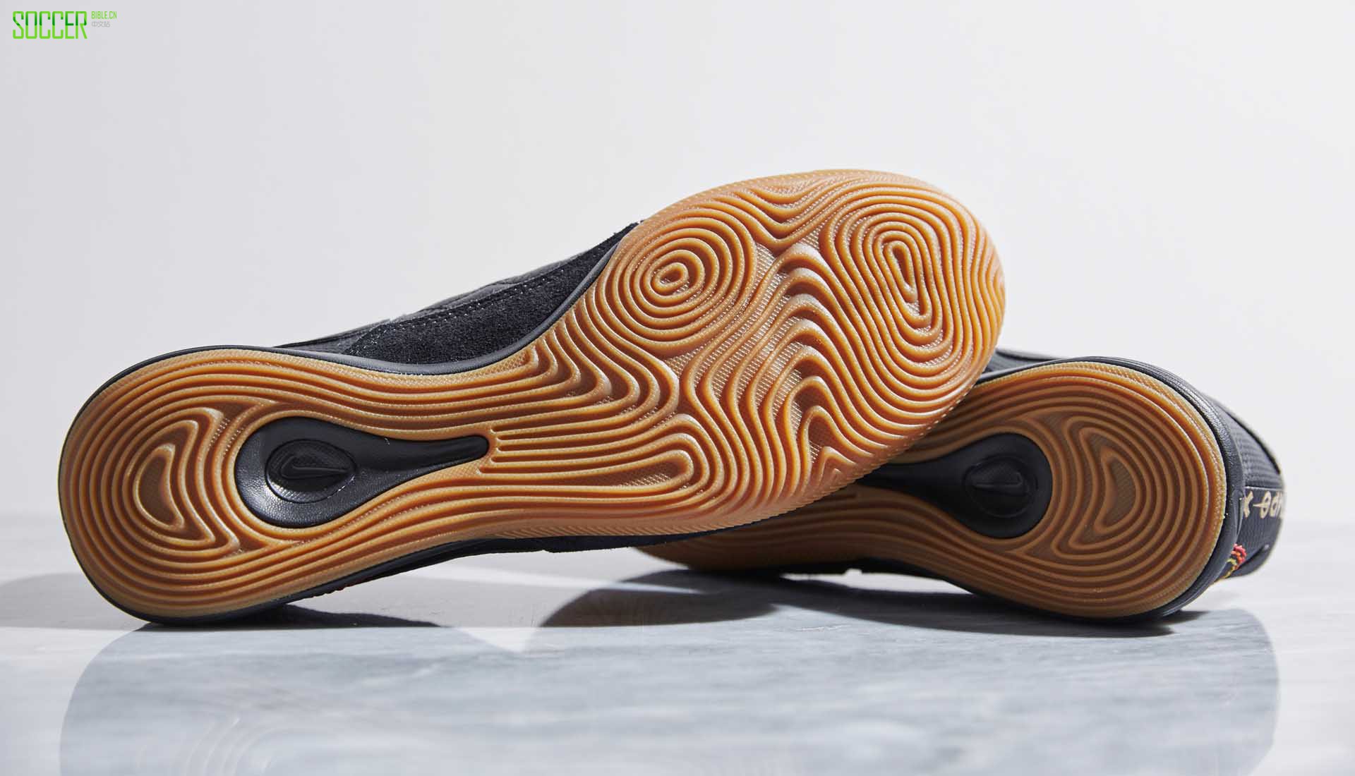 4-nike-r10-football-x