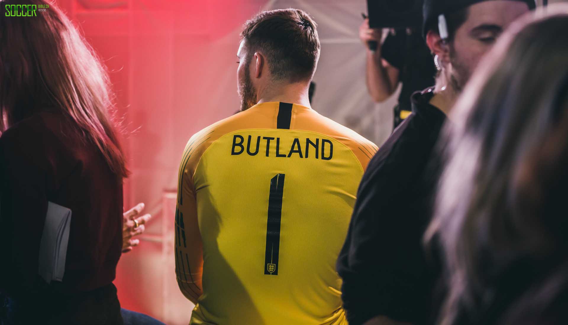 4-england-nike-2018-innovation